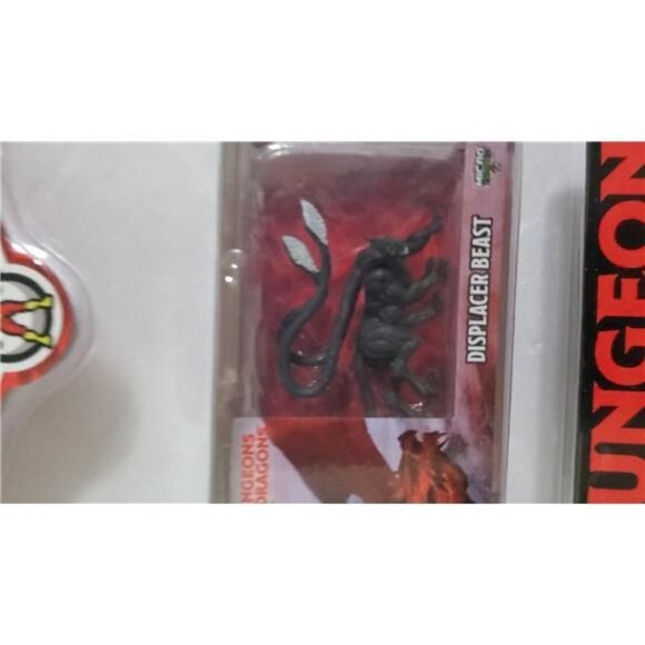 Super Impulse World&#039;s Smallest Micro Figures Dungeons &amp; Dragons Displa - Picture 1 of 5